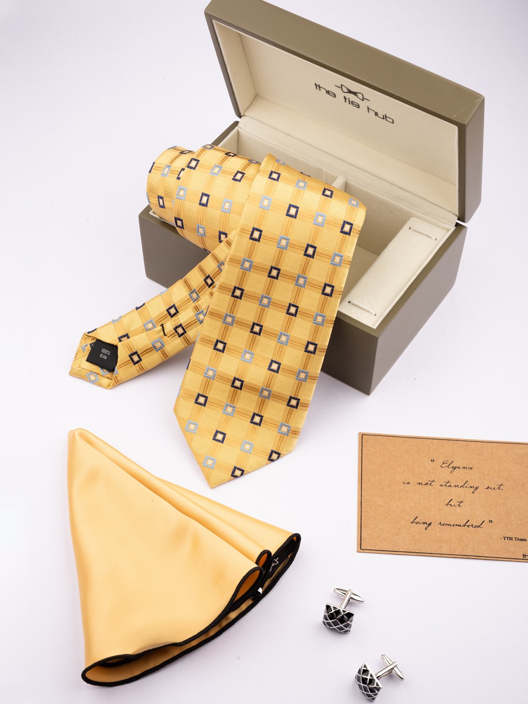 

The Tie Hub Men Printed Accessory Gift Set, Yellow