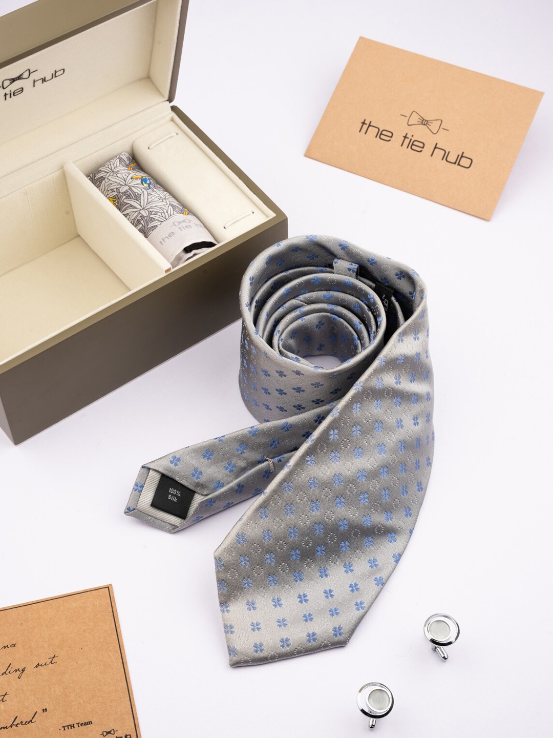 

The Tie Hub Men Printed Accessory Gift Set, Grey
