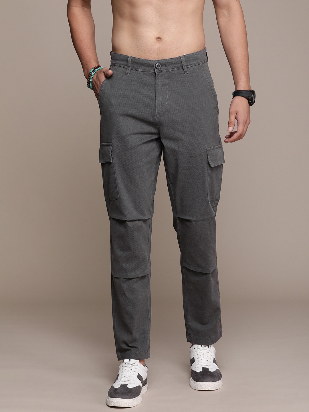 

The Roadster Lifestyle Co. Textured Relaxed Fit Cargo Trousers, Grey