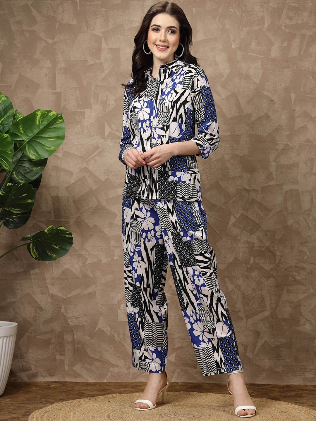 

plusS Blue Printed Shirt With Trousers