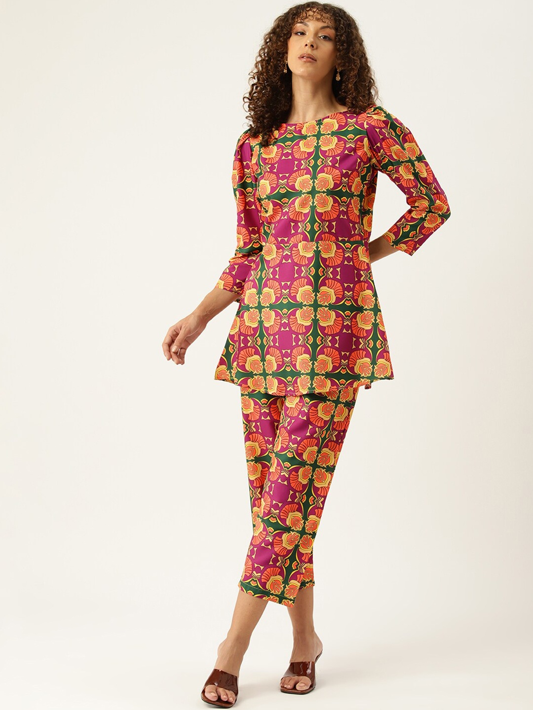 

Sleek Italia Ethnic Motifs Printed Top With Trousers Co-Ords, Orange