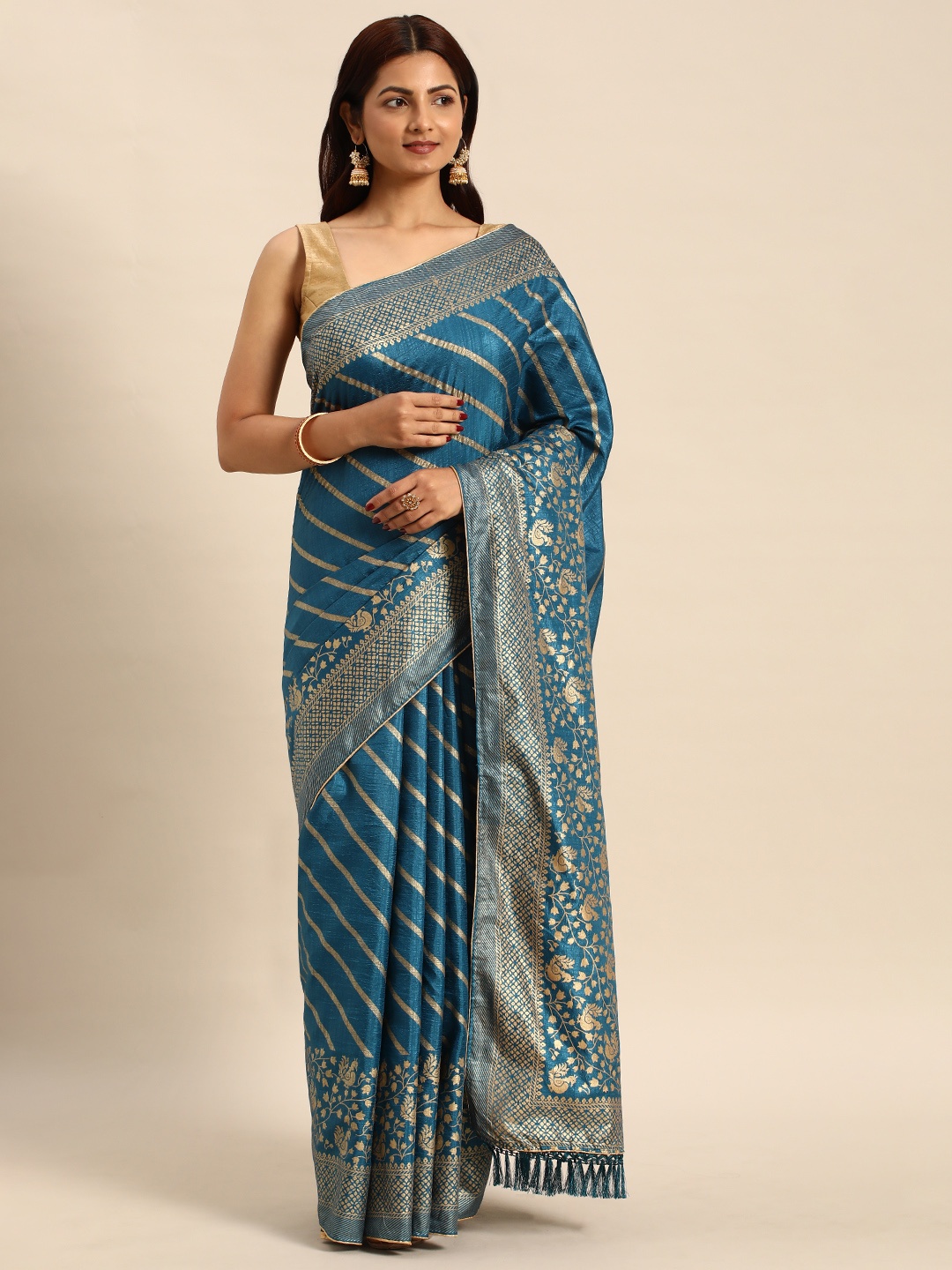 

KALINI Floral Foil Printed Sequinned Saree, Blue