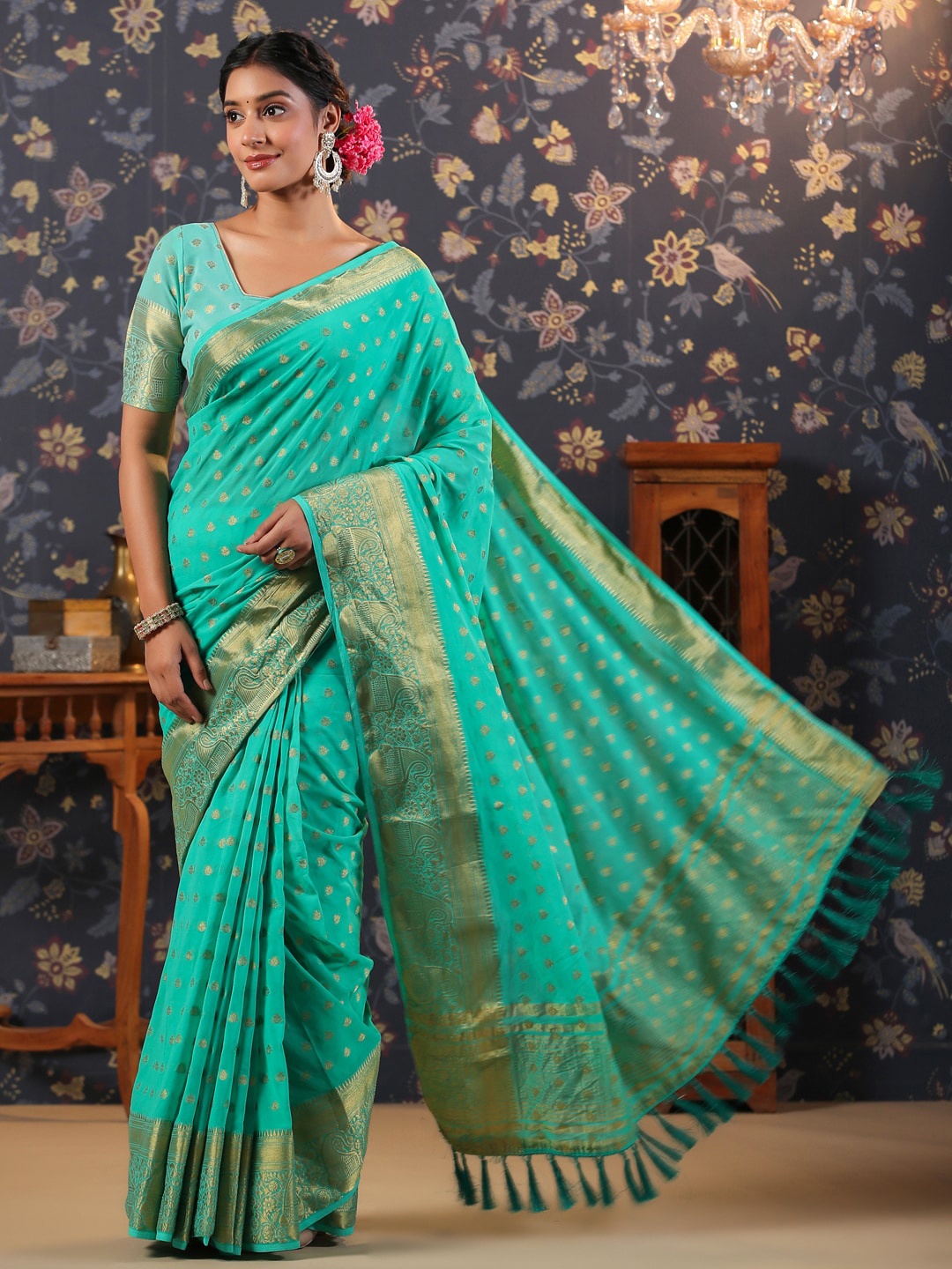 

House of Pataudi Ethnic Woven Design Zari Pure Georgette Saree, Green