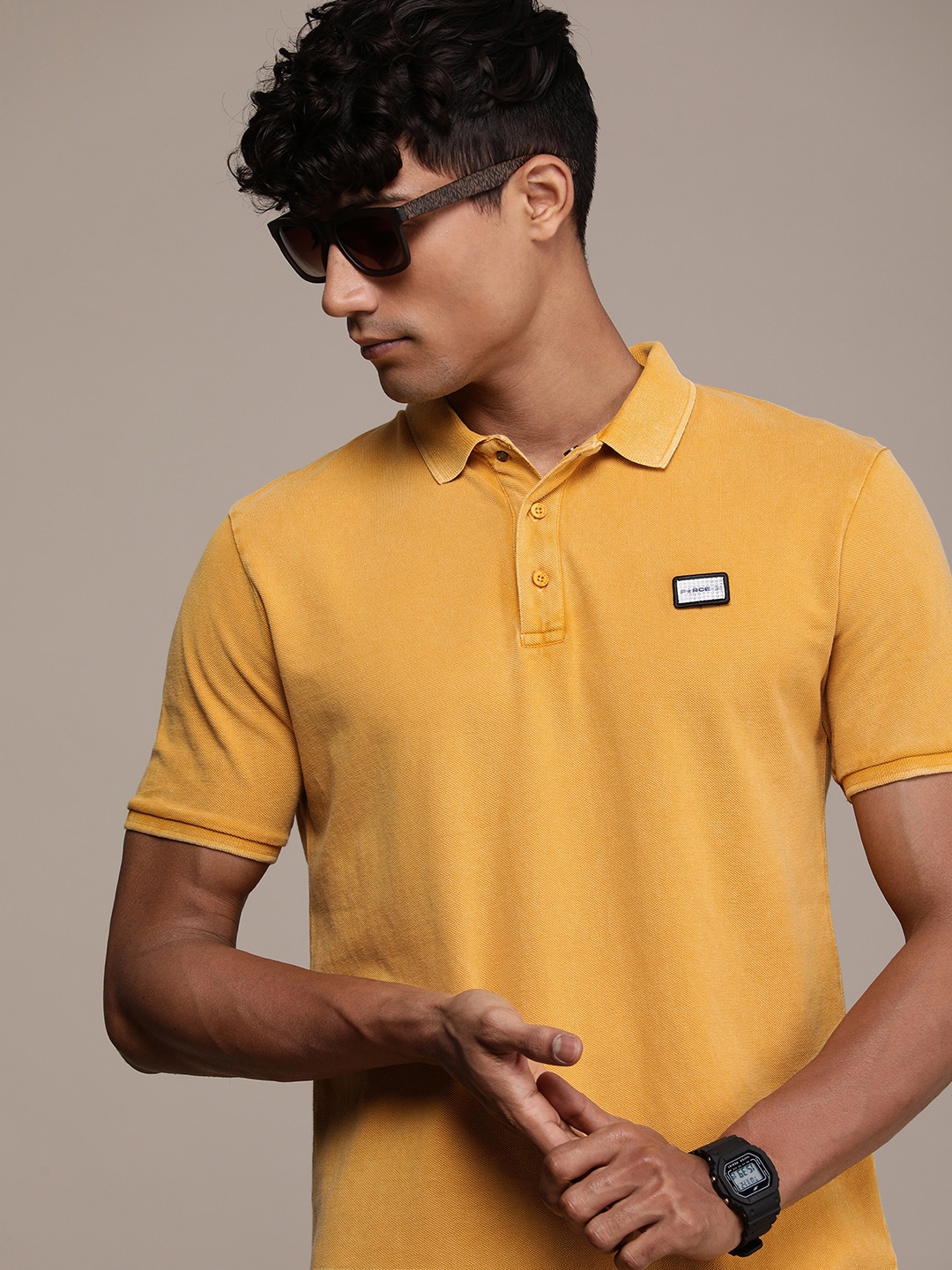 

FORCE IX Men Solid Polo Collar Pure Cotton T-shirt, Yellow