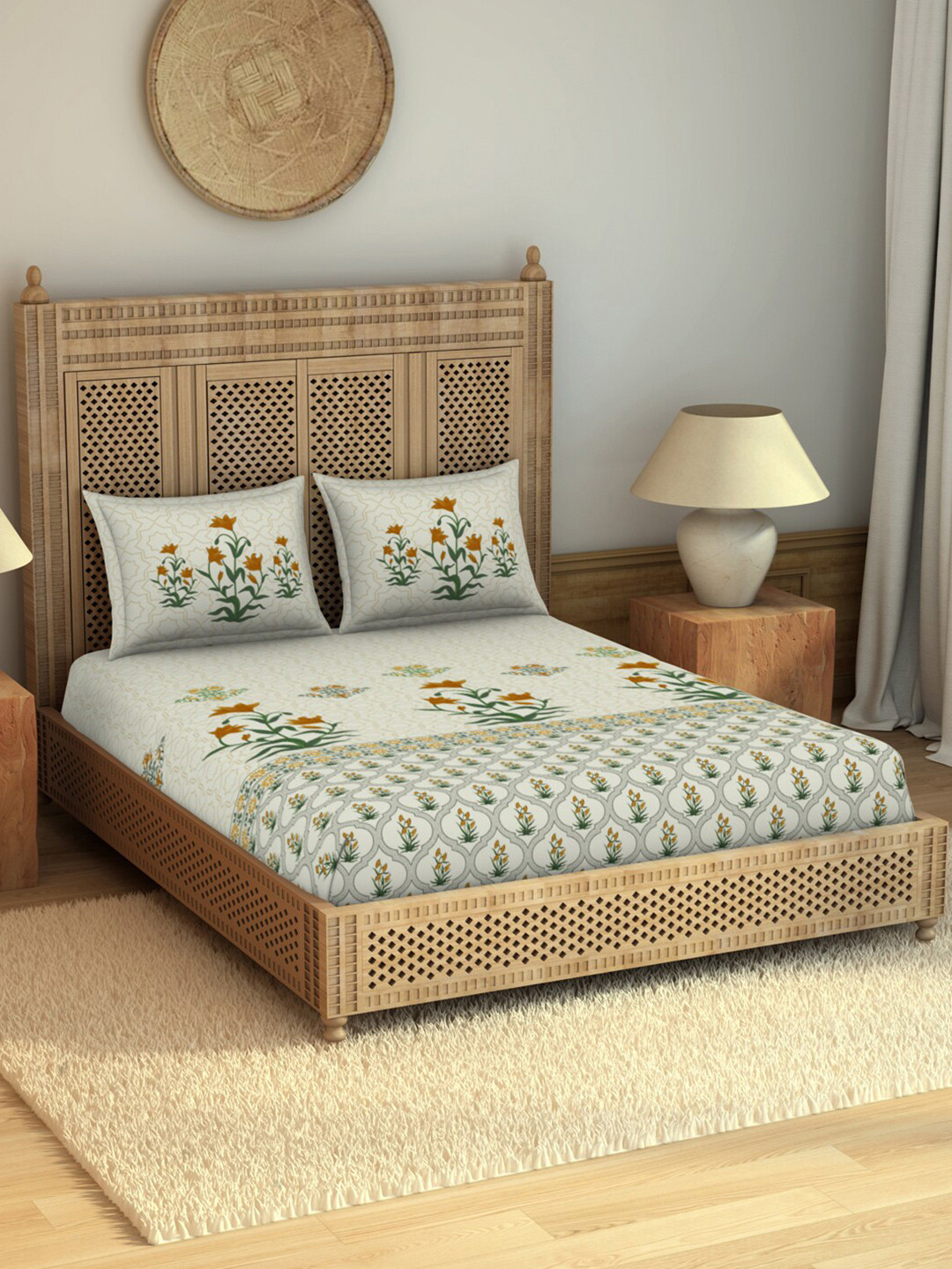 

SPACES Gulrana Cream-Coloured Floral Pure Cotton 210 TC King Bedsheet & 2 Pillow Covers