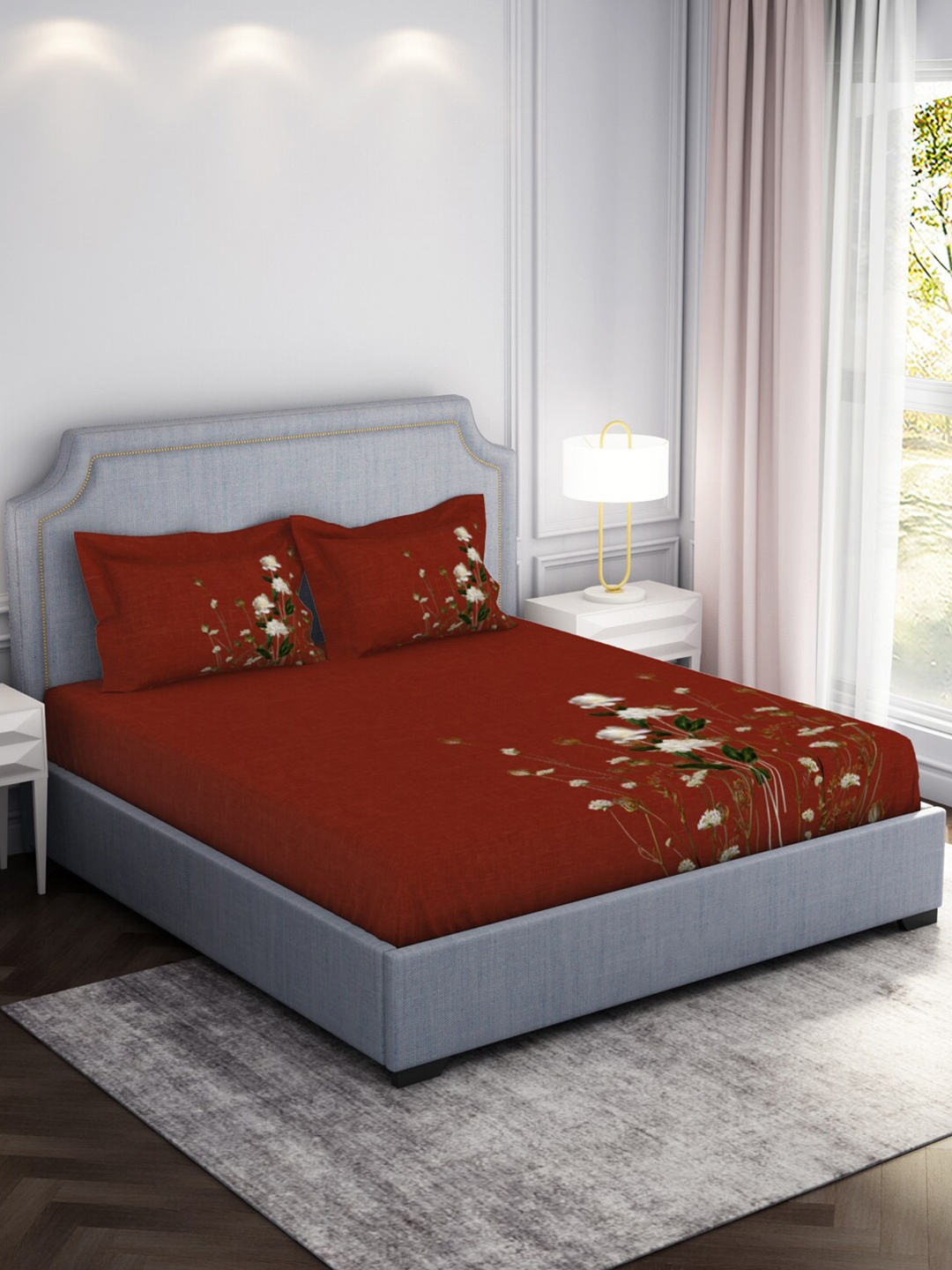 

SPACES Noir Red & White Floral Cotton 210 TC King Bedsheet with 2 Pillow Covers