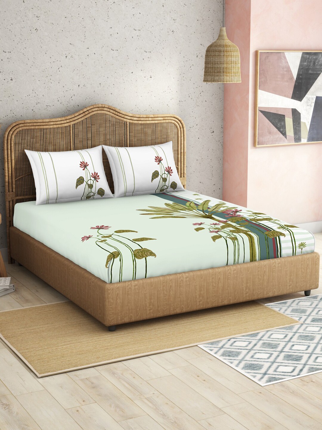 

SPACES Green & White Floral Cotton 210 TC King Bedsheet With 2 Pillow Covers