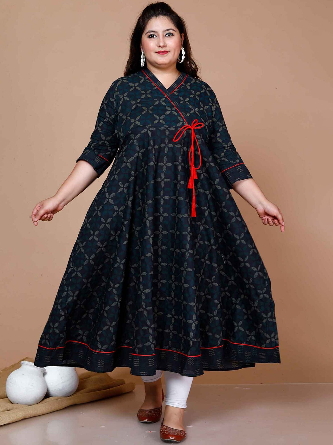 

MIRAVAN Plus Size Floral Printed Cotton Angrakha Kurta, Navy blue