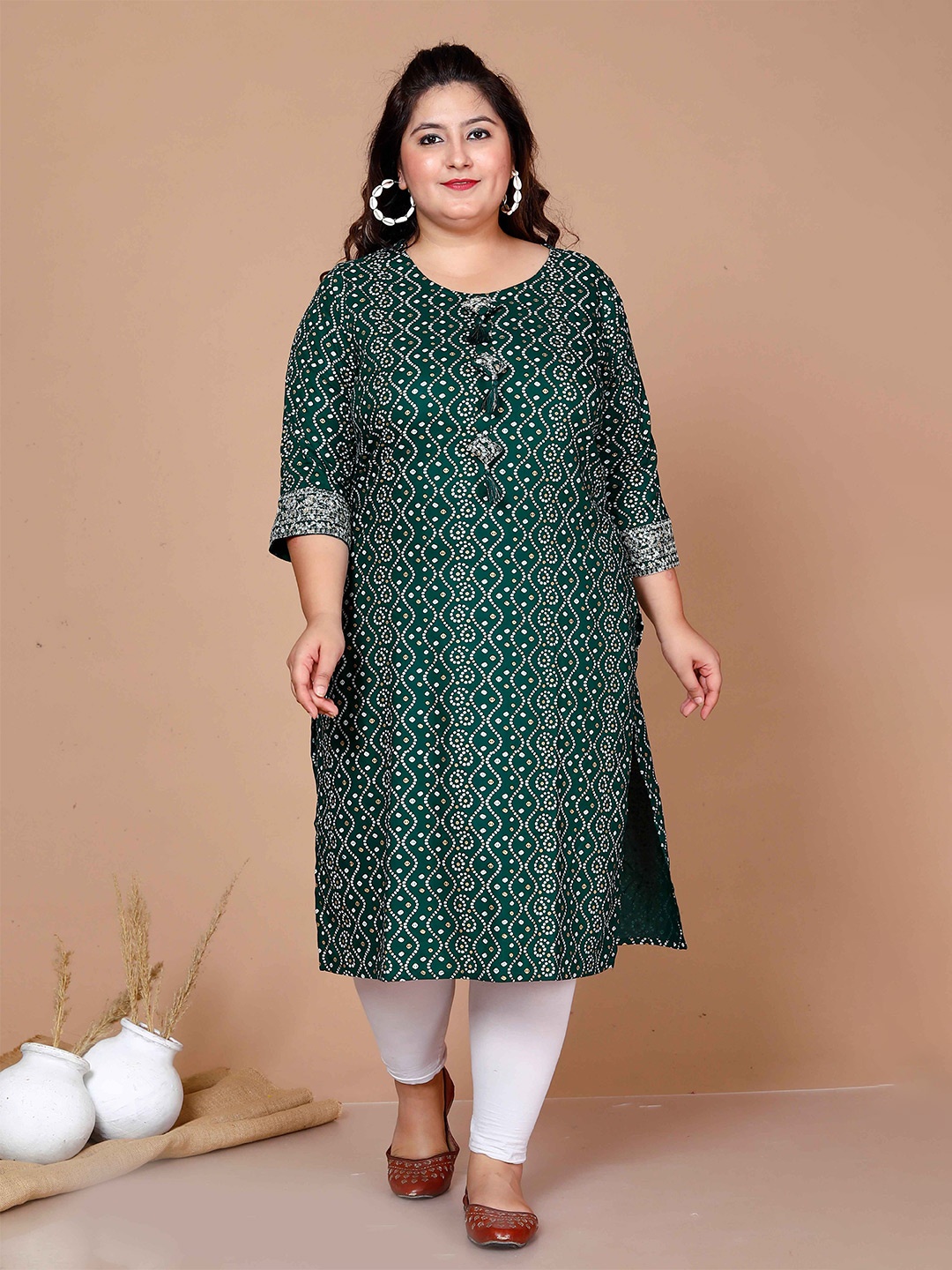 

MIRAVAN Plus Size Bandhani Printed Kurta, Green