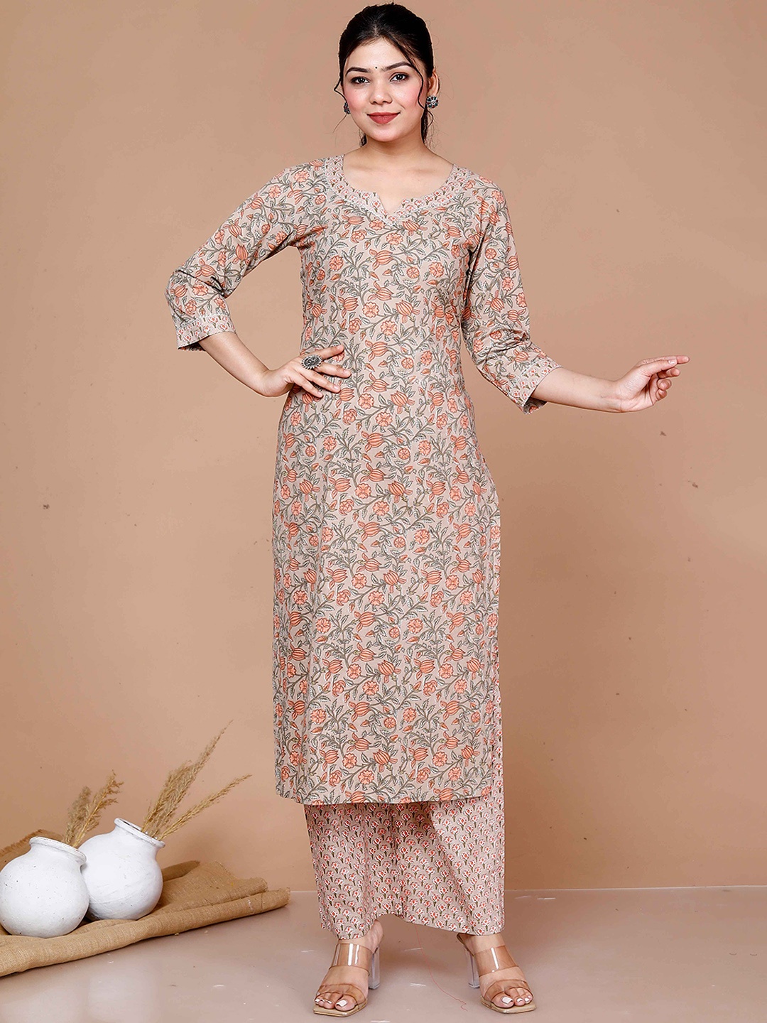 

MIRAVAN Floral Printed Gotta Patti Pure Cotton Straight Kurta with Palazzos, Brown