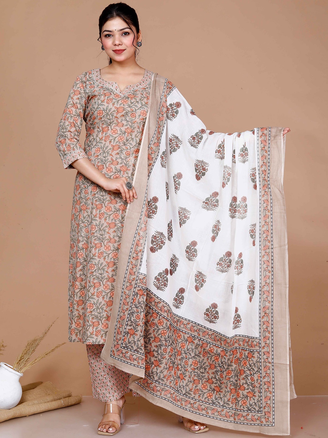 

MIRAVAN Floral Printed Pure Cotton Regular Kurta with Palazzos & With Dupatta, Brown