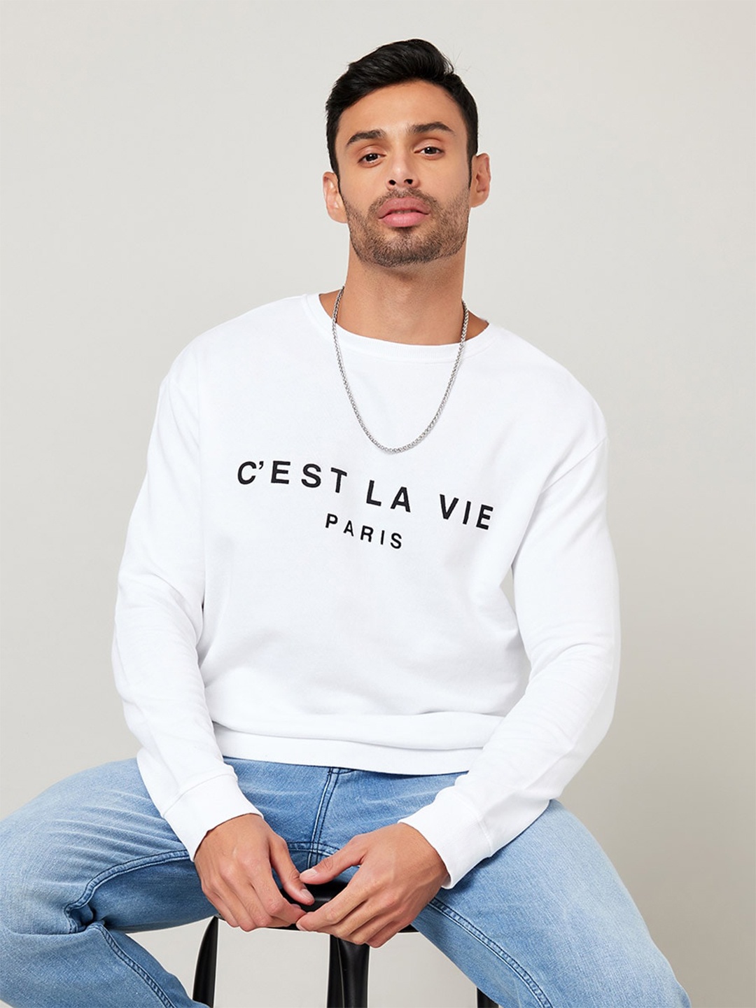 

Styli White Minimal Slogan Text Print Detail Relaxed Sweatshirt