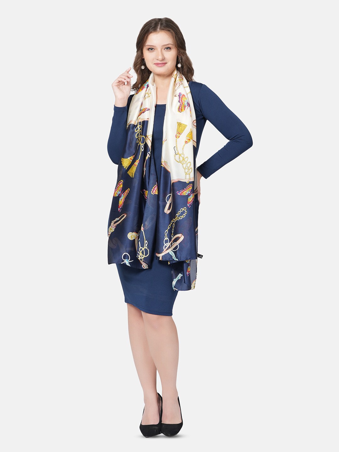 

MUFFLY Floral Printed Lightweight Scarf With Hanger, White