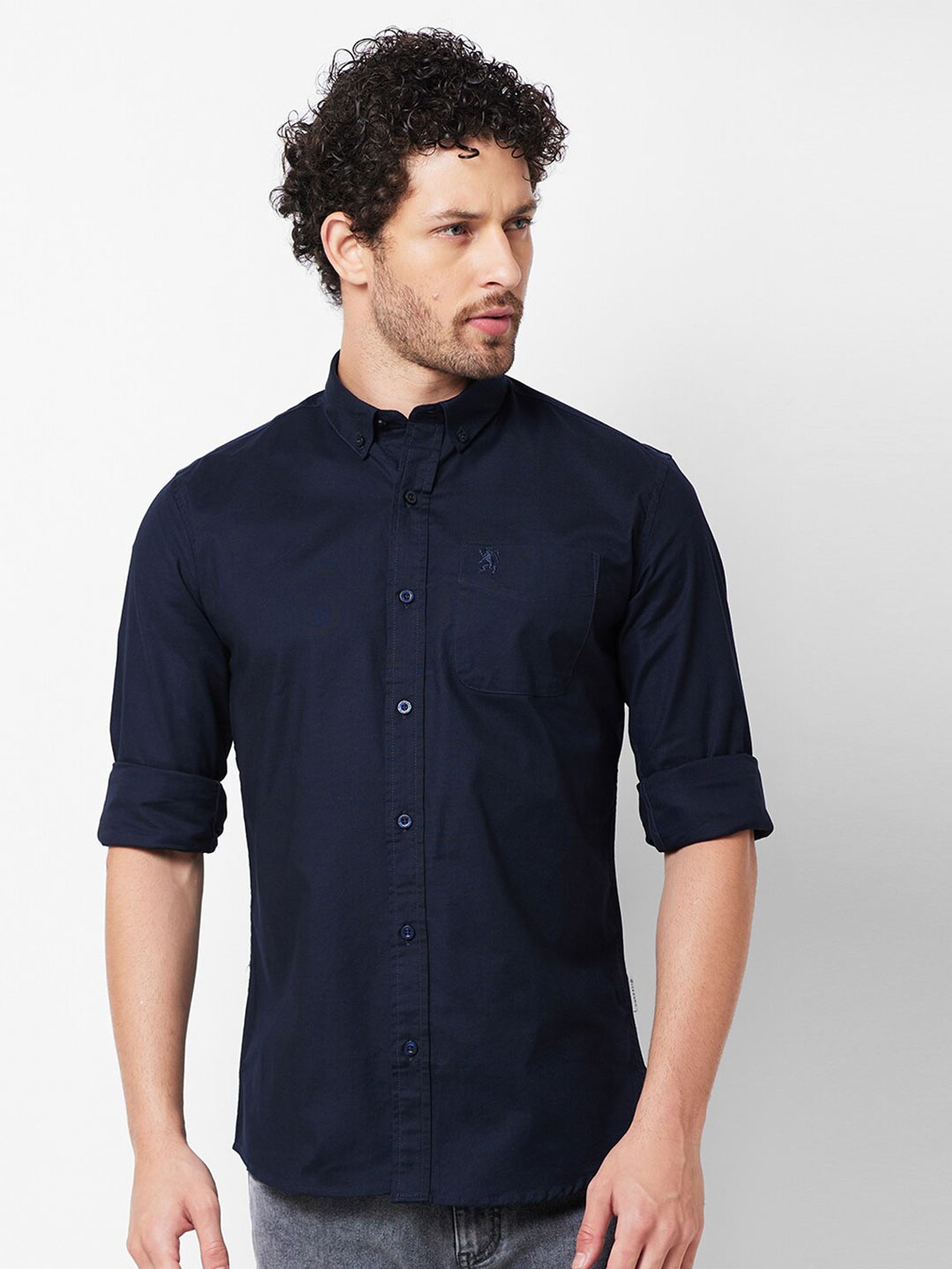 

GIORDANO Slim Fit Button-Down Collar Pure Cotton Casual Shirt, Navy blue