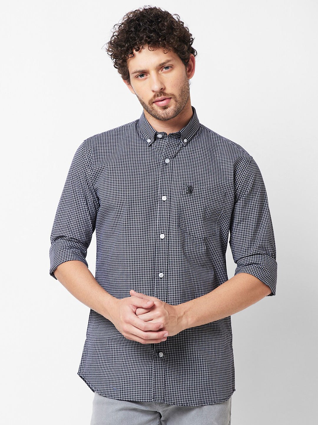

GIORDANO Slim Fit Micro Checked Button-Down Collar Casual Shirt, Black