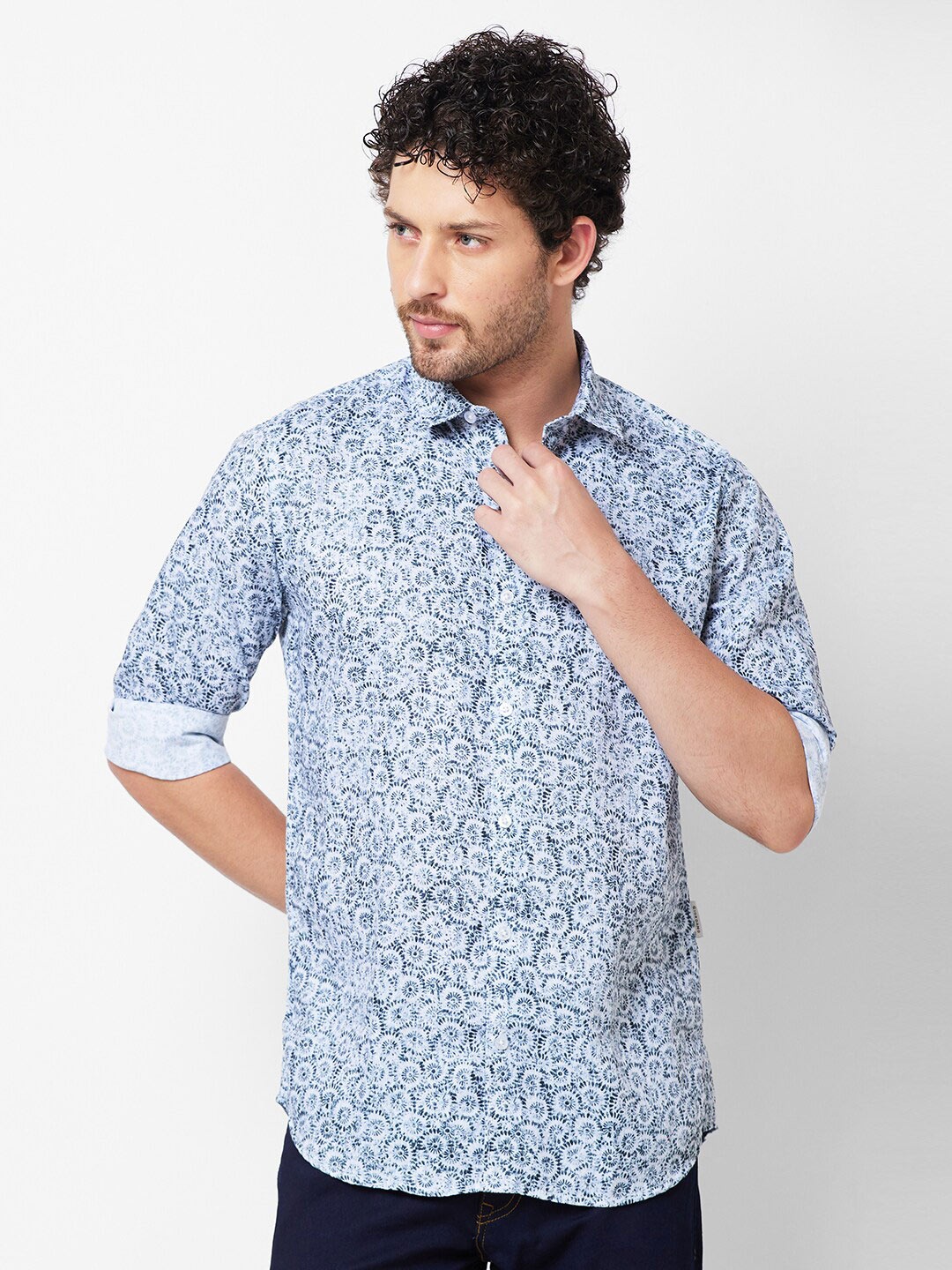 

GIORDANO Slim Fit Floral Printed Casual Shirt, Blue