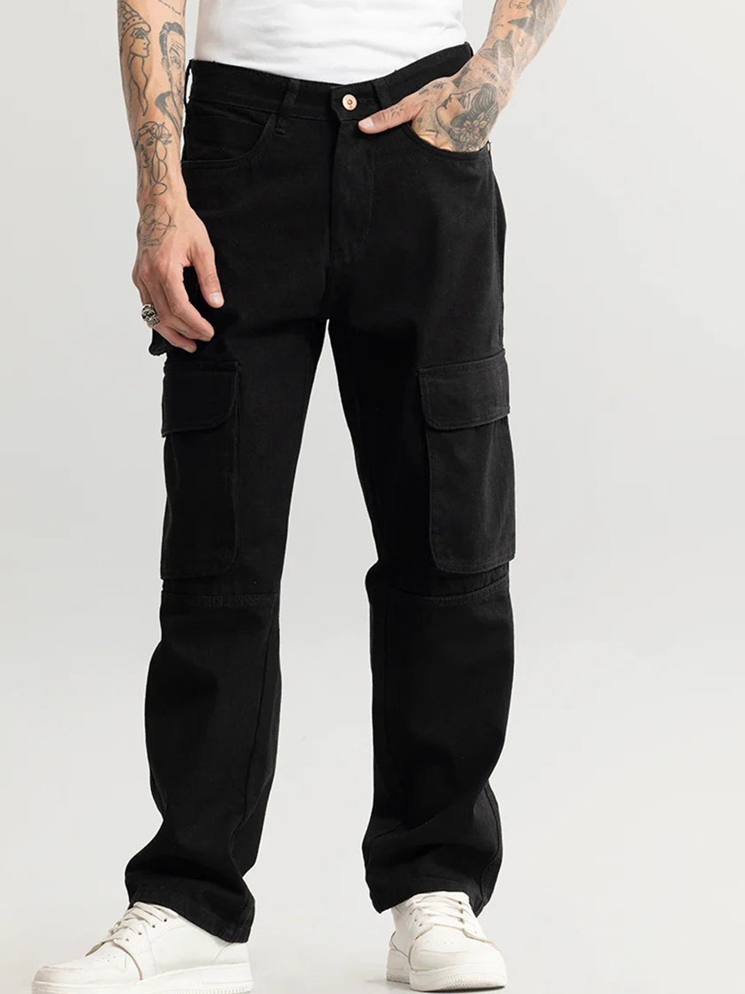 

Snitch Men Smart Relaxed Fit Clean Look Pure Cotton Jeans, Black