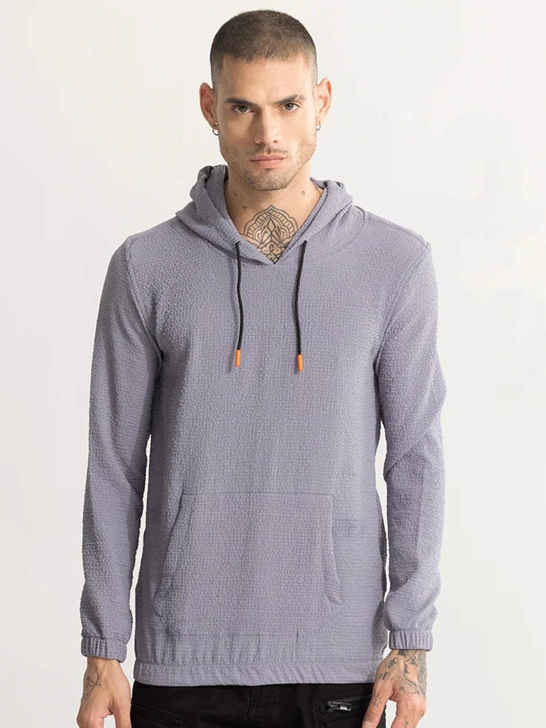 

Snitch Men Grey Self Design Hooded Pure Cotton Pullover