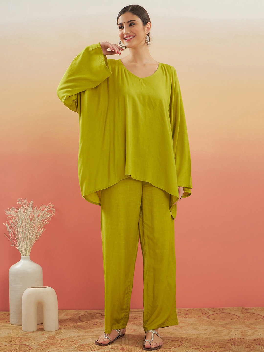 

InWeave V-Neck Long Sleeves Tunic with Trousers, Green