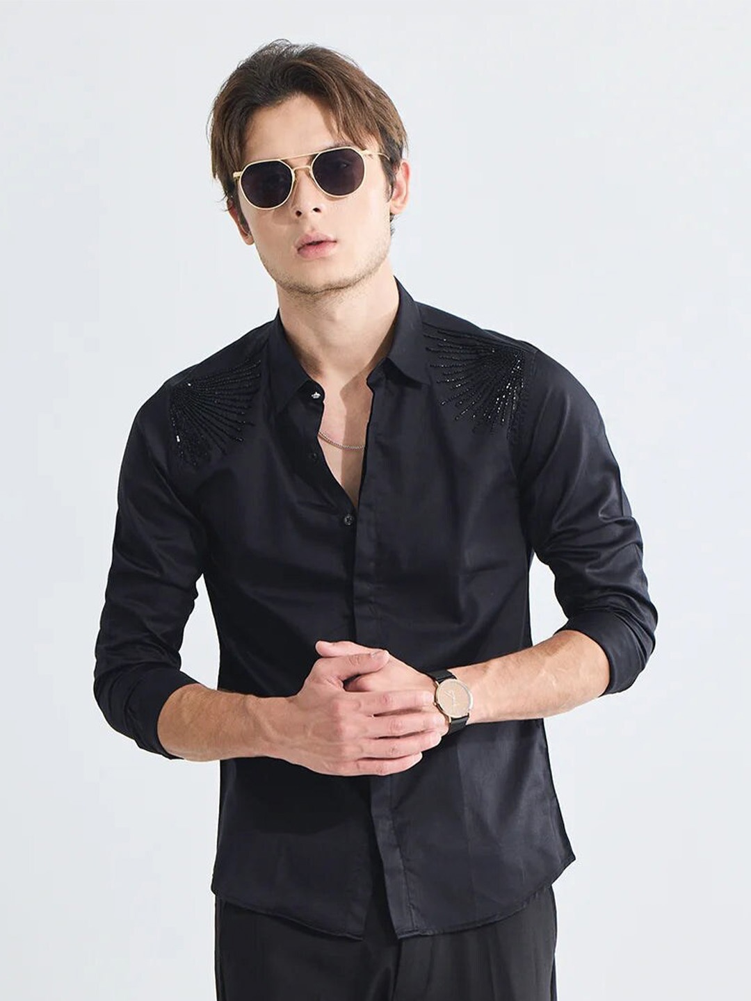 

Snitch Black Classic Slim Fit Opaque Casual Shirt