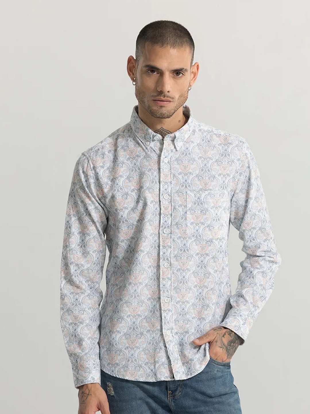 

Snitch Blue Classic Slim Fit Floral Opaque Printed Casual Shirt