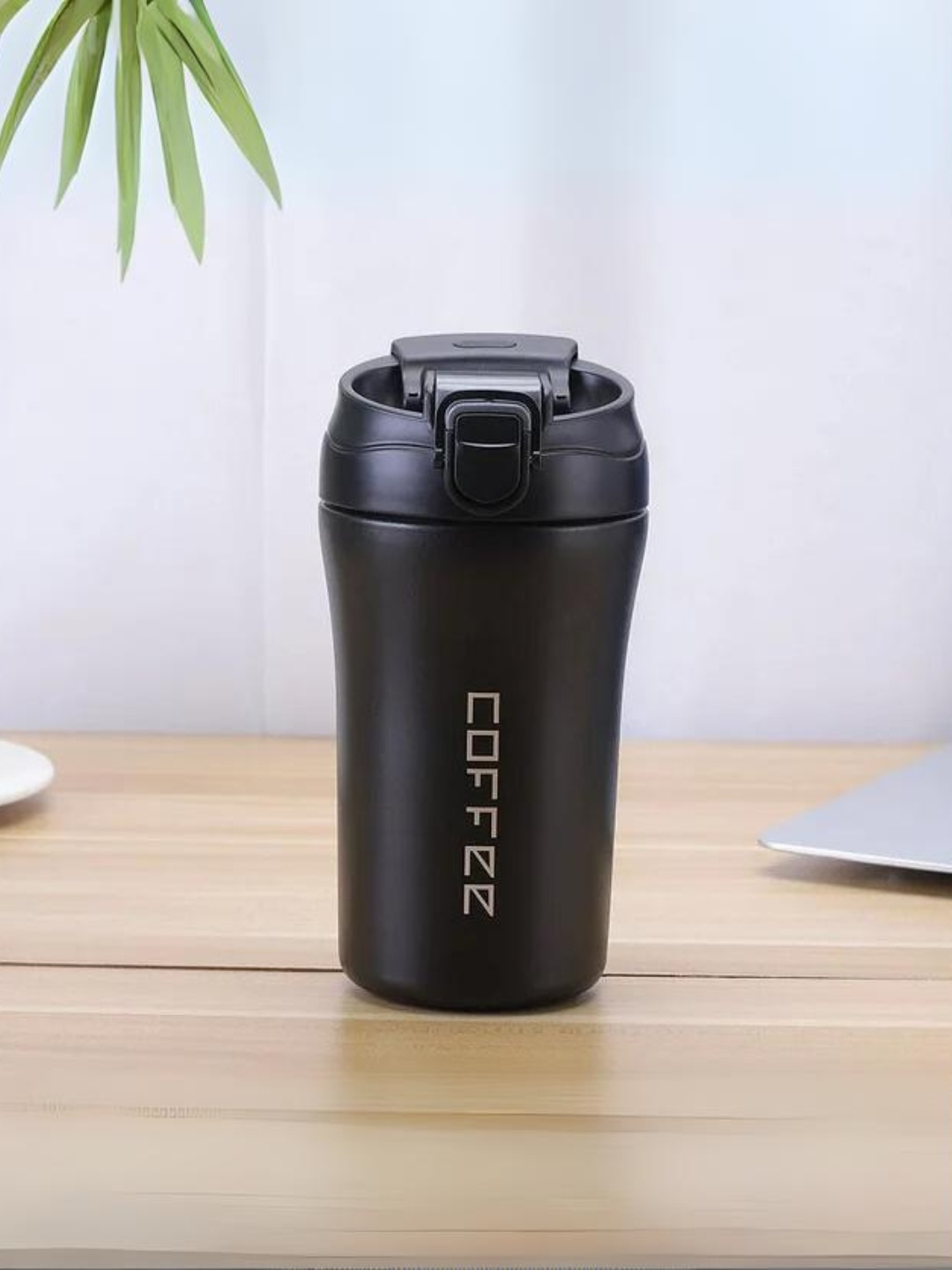 

YELONA Black Hot/Cold Stainless Steel Coffee Tumbler With Lid & Straw - 400 ML