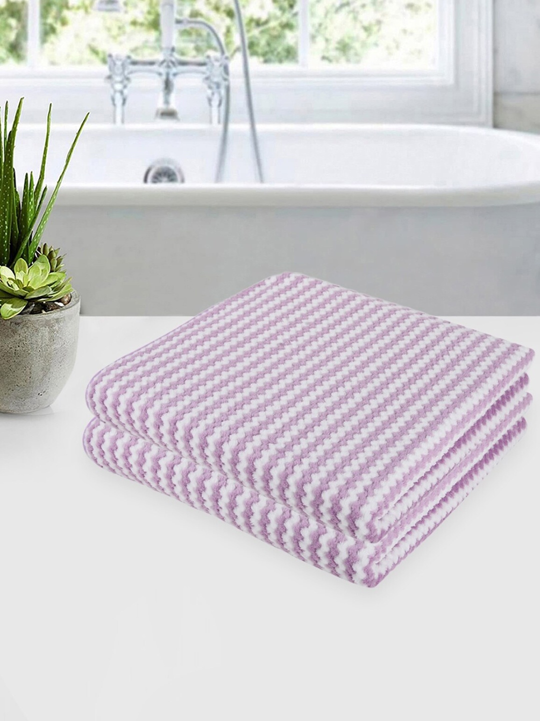 

ROMEE Lavender & White 2 Pieces Self Design 350 GSM Microfiber Super Soft Bath Towels