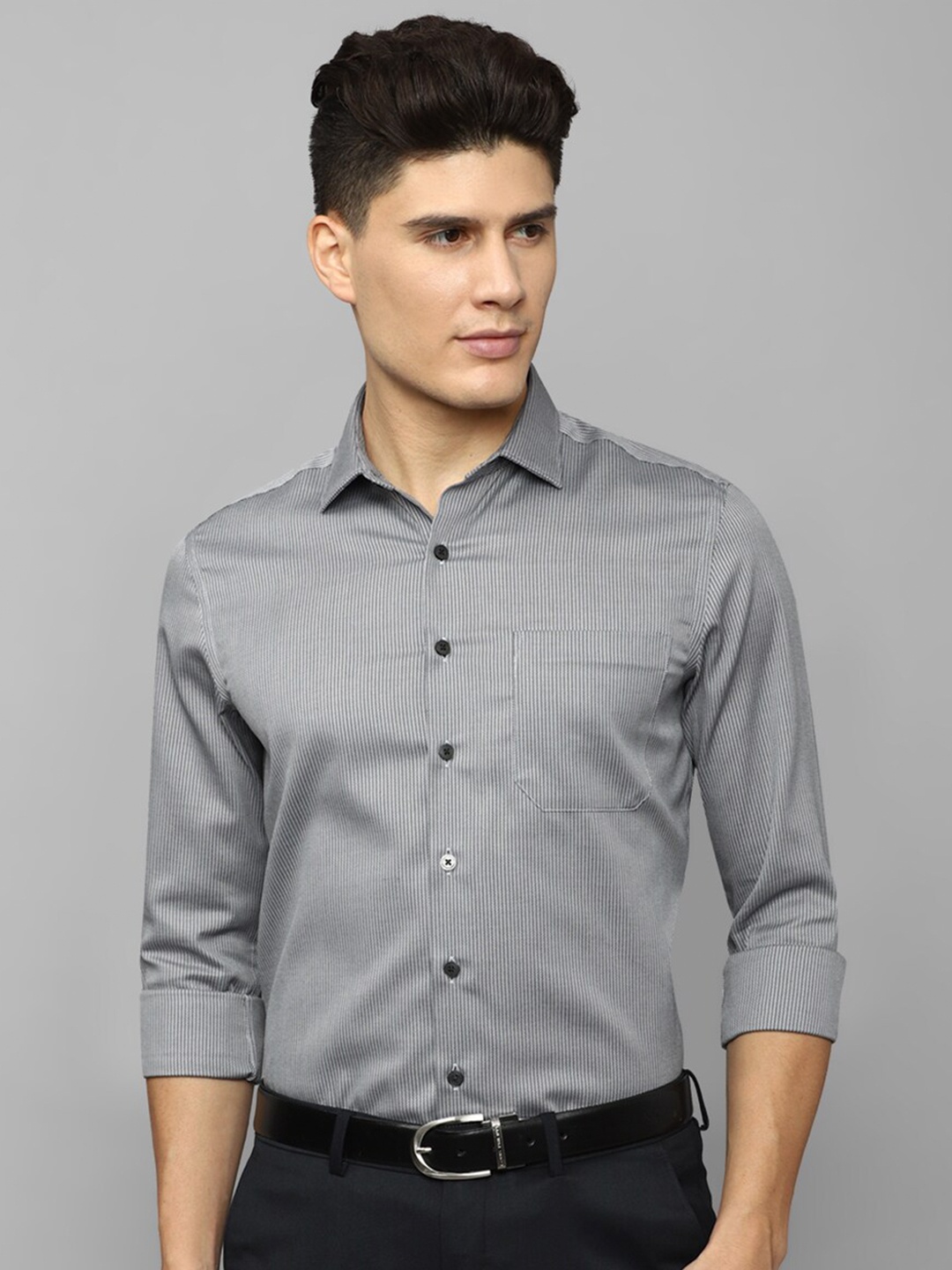 

Louis Philippe Slim Fit Vertical Striped Opaque Formal Shirt, Grey