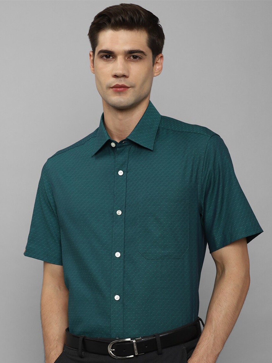 

Louis Philippe Textured Cotton Classic Opaque Formal Shirt, Green
