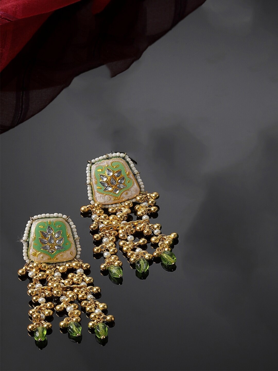 

DUGRISTYLE Gold-Plated Contemporary Studs Earrings