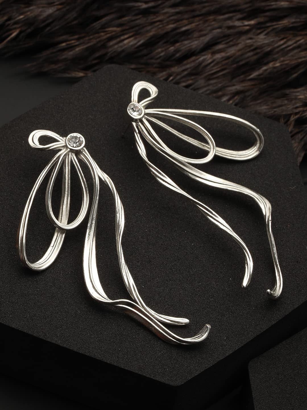 

FIMBUL Silver-Plated Stone-Studded Wired Bow Drop Earrings