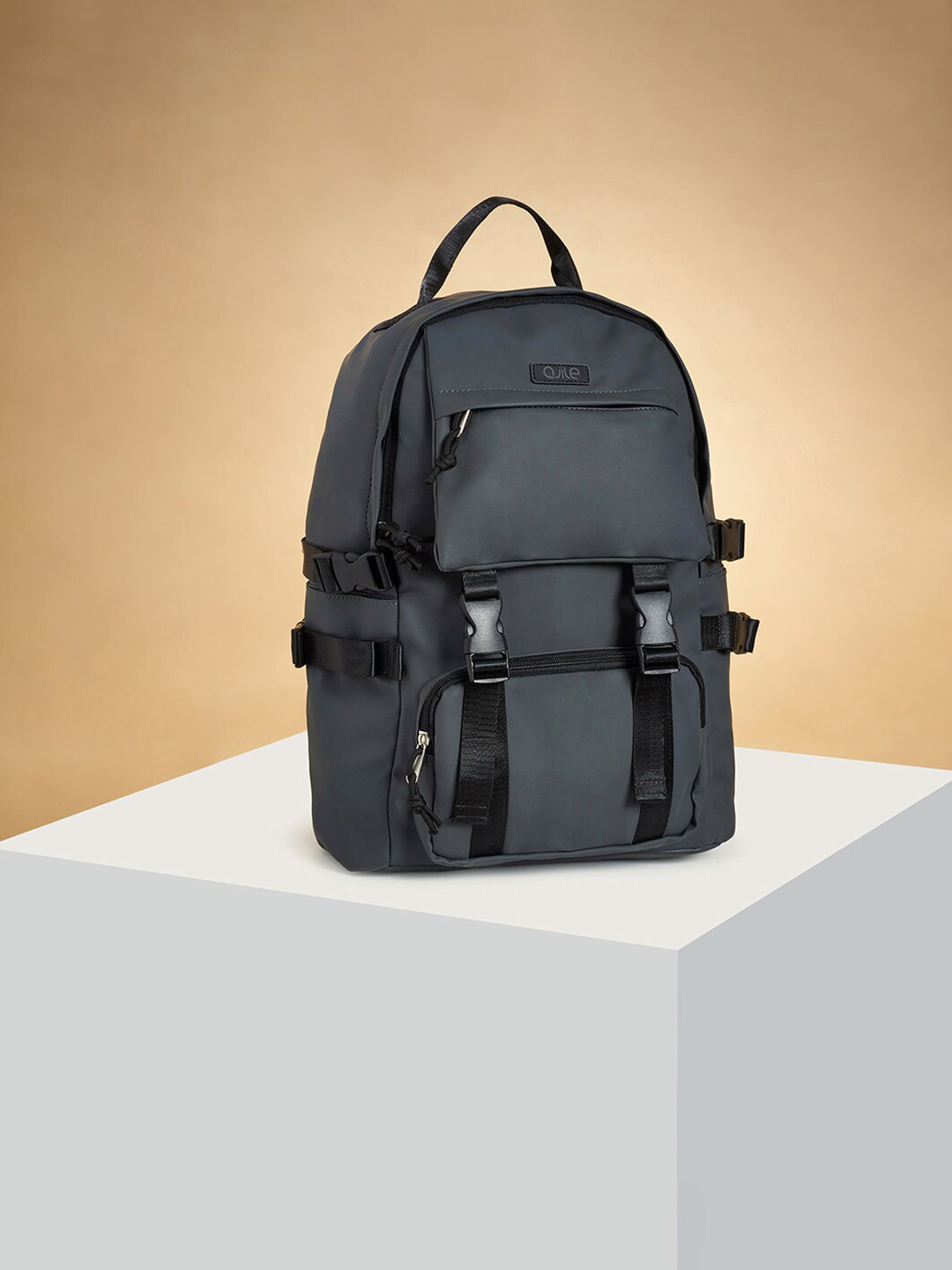 

Ajile by Pantaloons Men Medium Backpack, Grey
