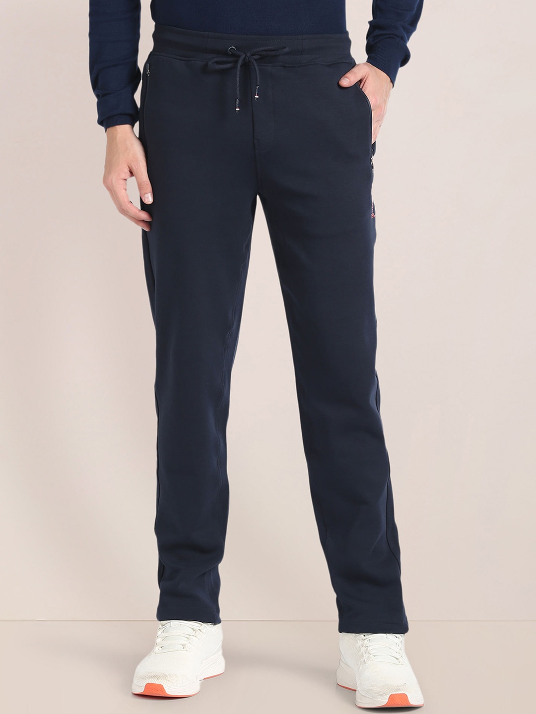 

U.S. Polo Assn. Men Slim-Fit Mid-Rise Track Pants, Navy blue