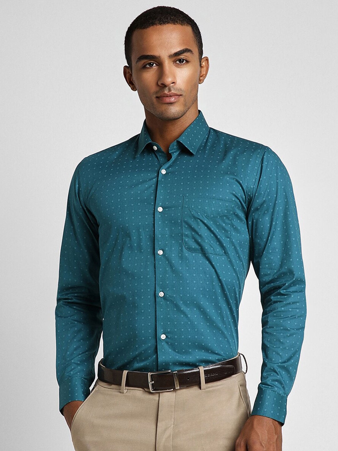 

Peter England Micro Ditsy Printed Pure Cotton Formal Shirt, Green