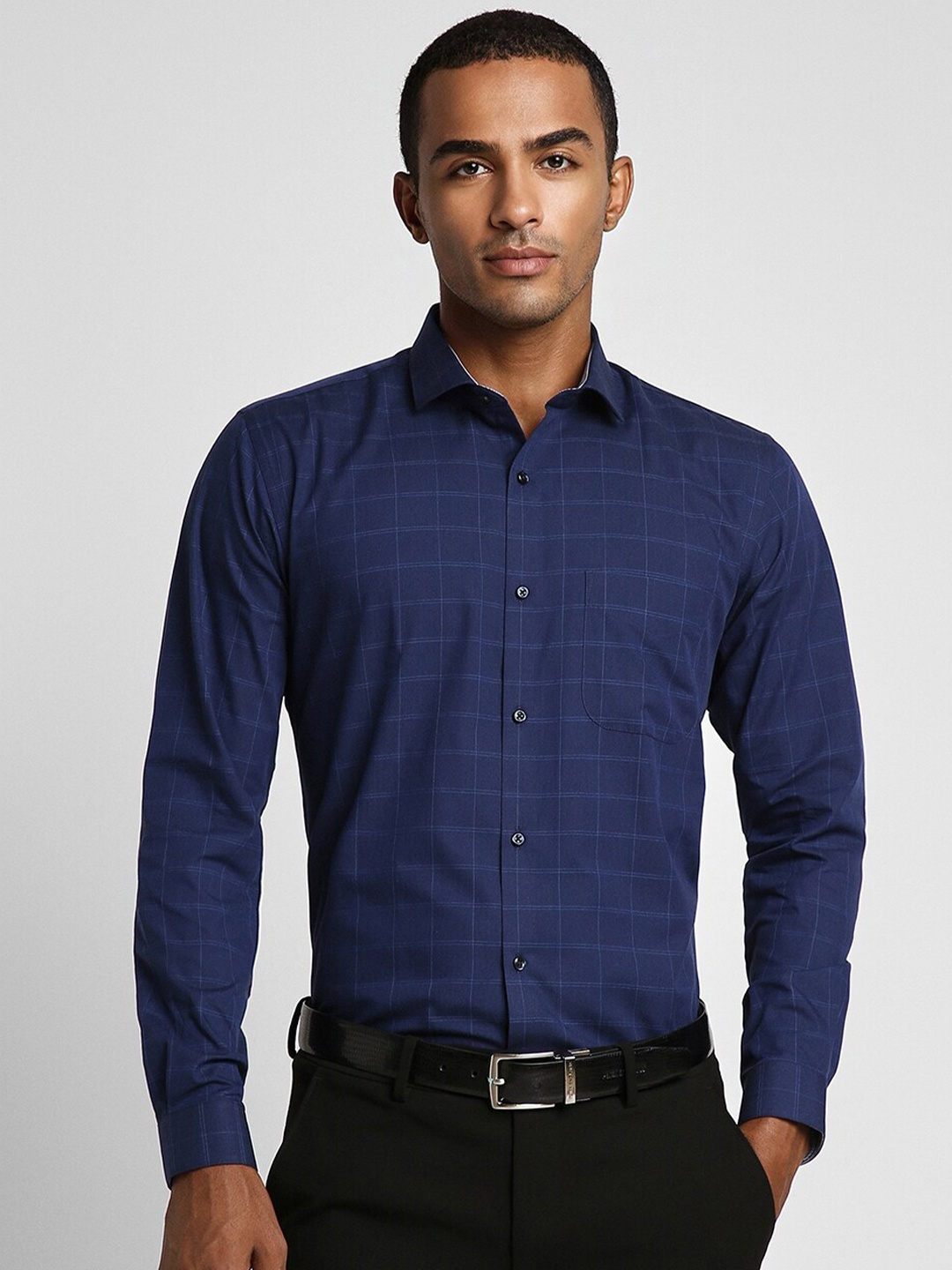 

Peter England Slim Fit Grid Tattersall Checks Formal Shirt, Navy blue