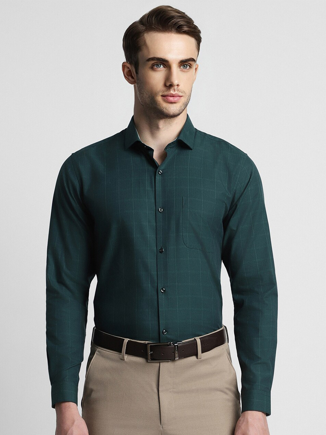 

Peter England Slim Fit Checked Formal Shirt, Green