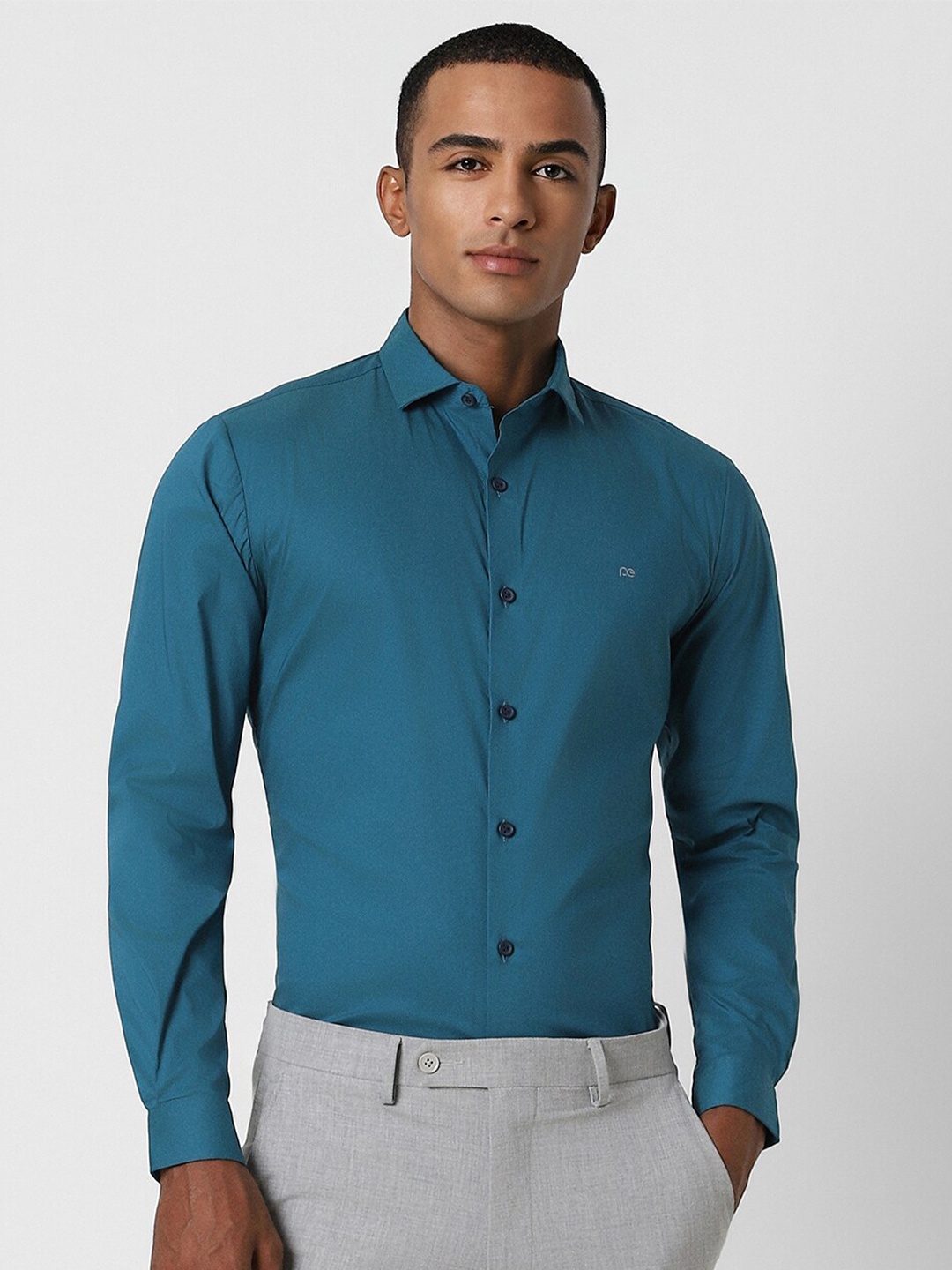 

Peter England Spread Collar Slim Fit Opaque Formal Shirt, Blue