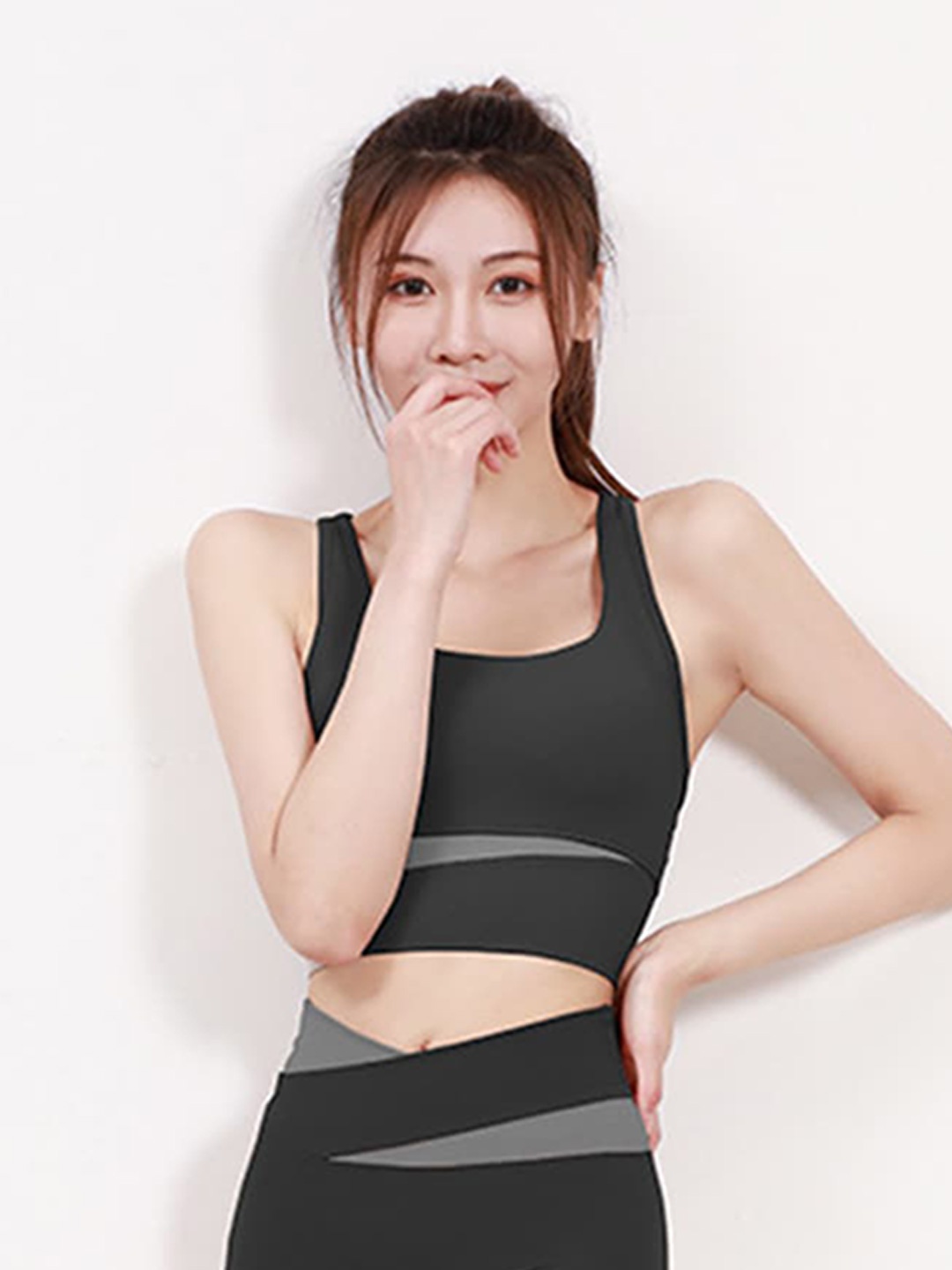 

LULU & SKY Scoop Neck Tank Top, Black