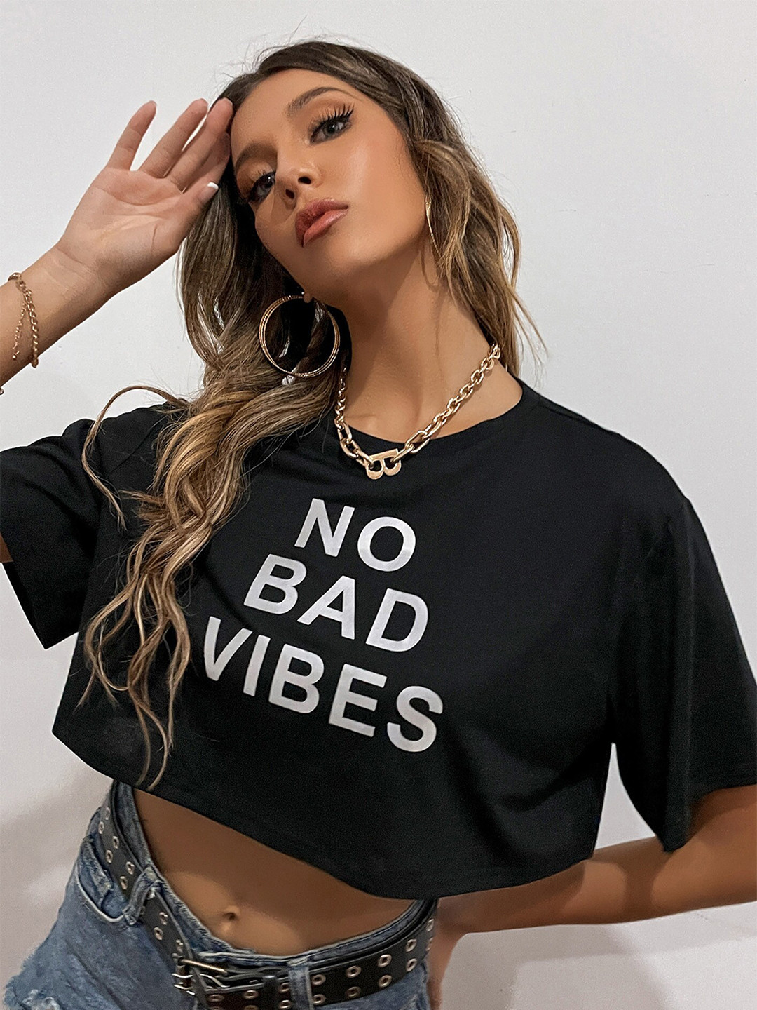 

LULU & SKY Typography Printed Round Neck Short Sleeves Boxy Crop T-shirt, Black