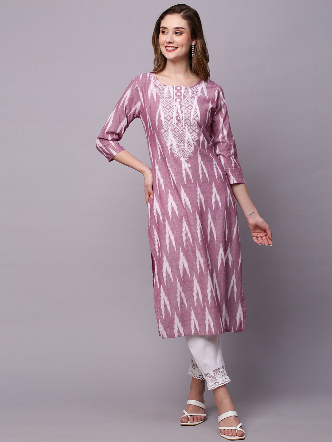 

INDYES Chevron Printed Thread Work Cotton Straight Kurta, Mauve