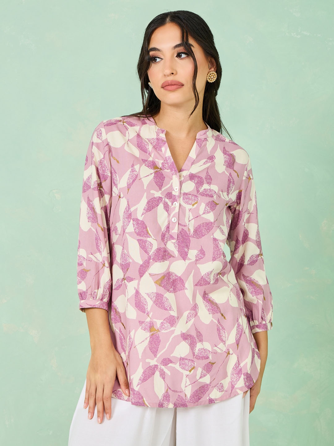 

Styli Mandarin Collar Abstract Printed Tunic, Lavender