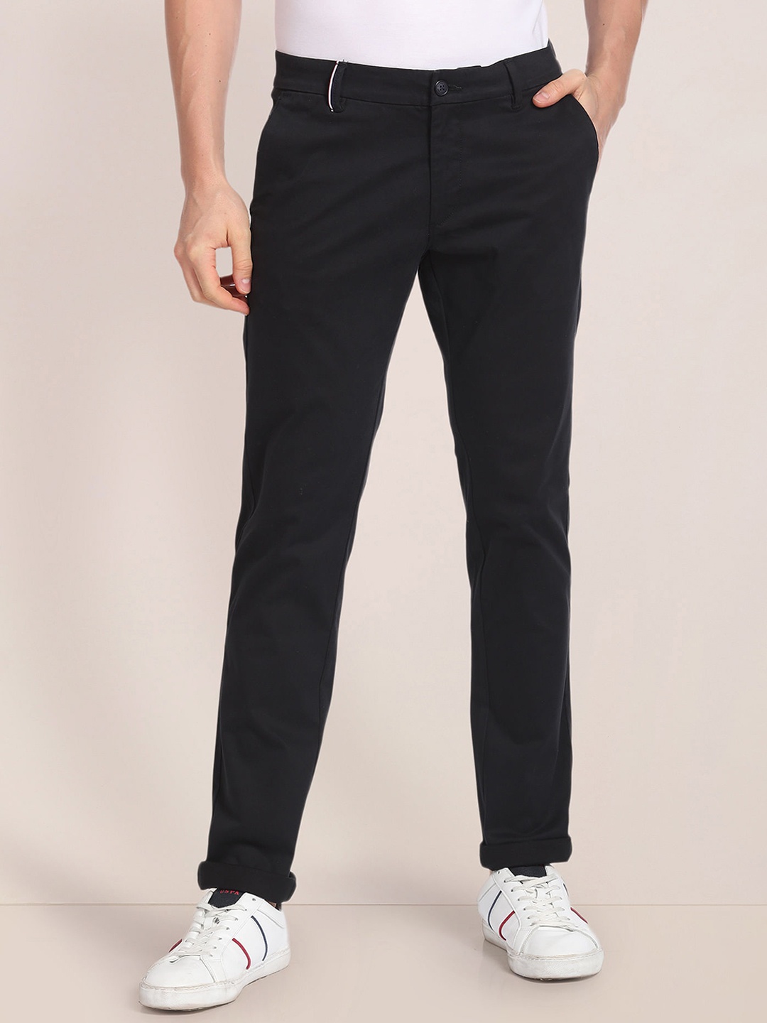 

U.S. Polo Assn. Men Mid Rise Chinos, Black