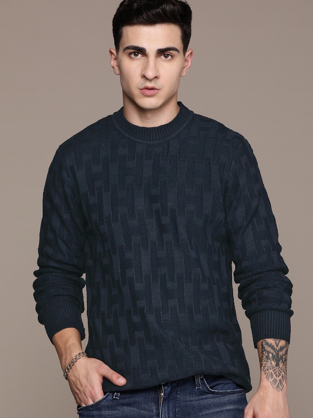 

Roadster Men Self Design Pullover Sweater, Navy blue