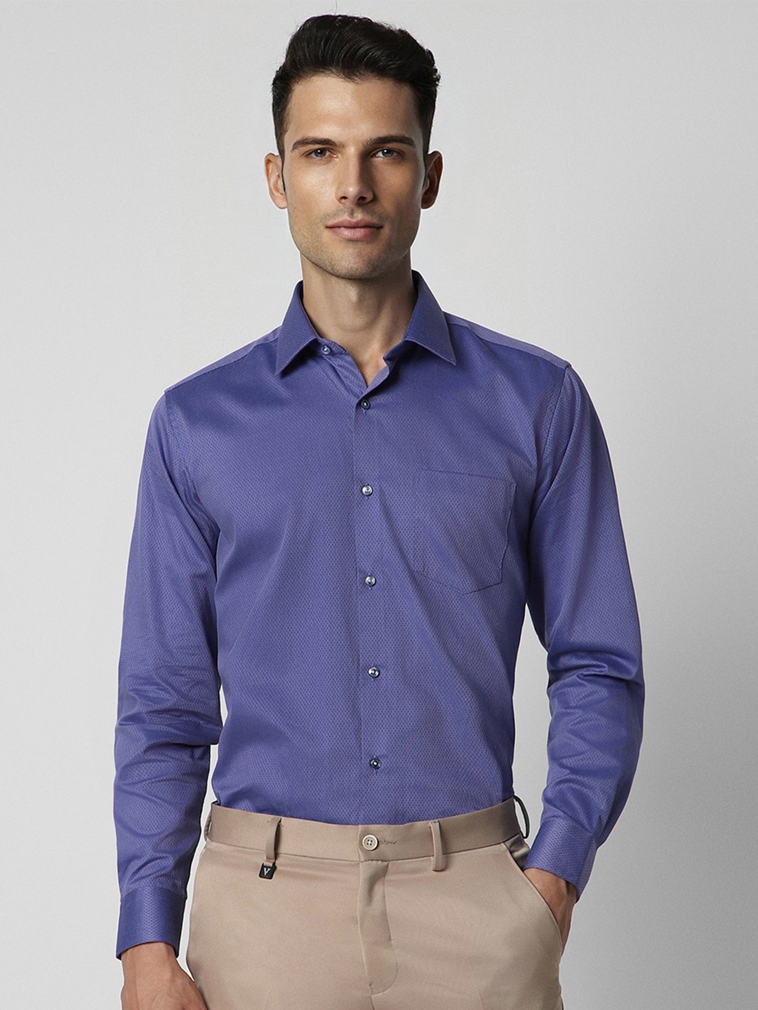 

Van Heusen Geometric Printed Pure Cotton Casual Shirt, Blue