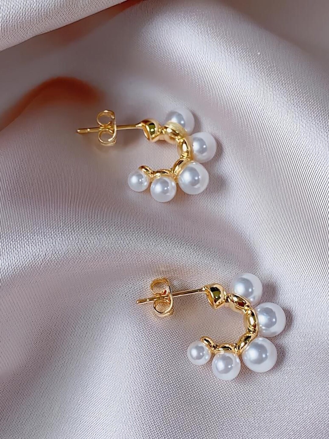 

VAGHBHATT Gold Plated Beaded Half Hoop Earrings