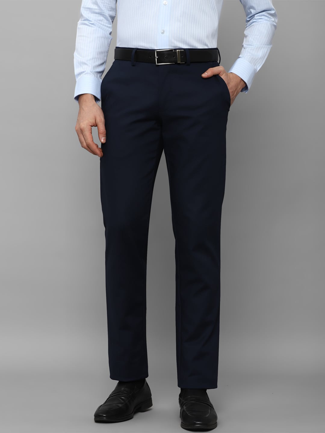 

Louis Philippe Men Mid Rise Slim Fit Plain Cotton Formal Trousers, Navy blue