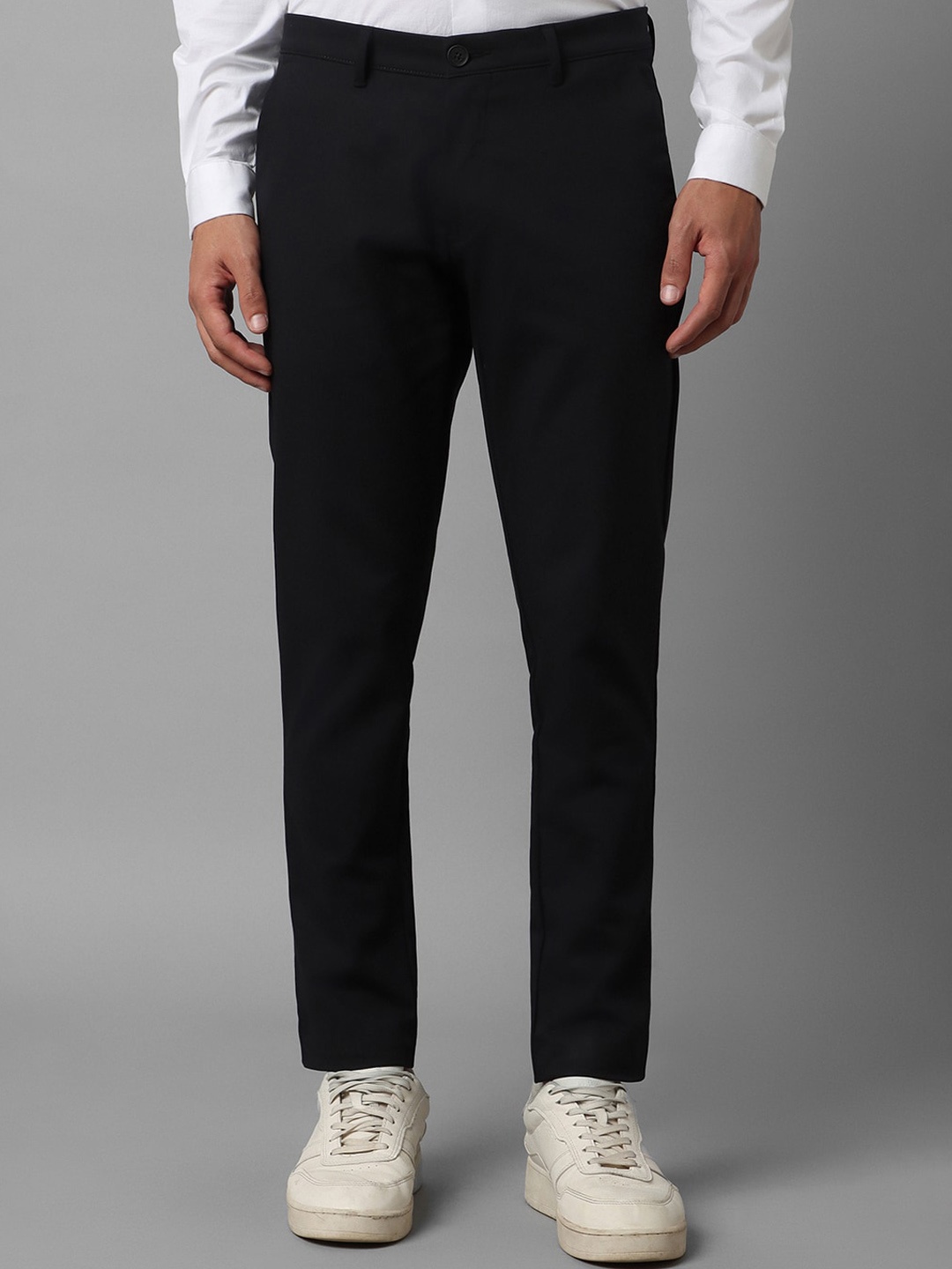 

Louis Philippe Sport Men Slim Fit Mid-Rise Regular Trousers, Black