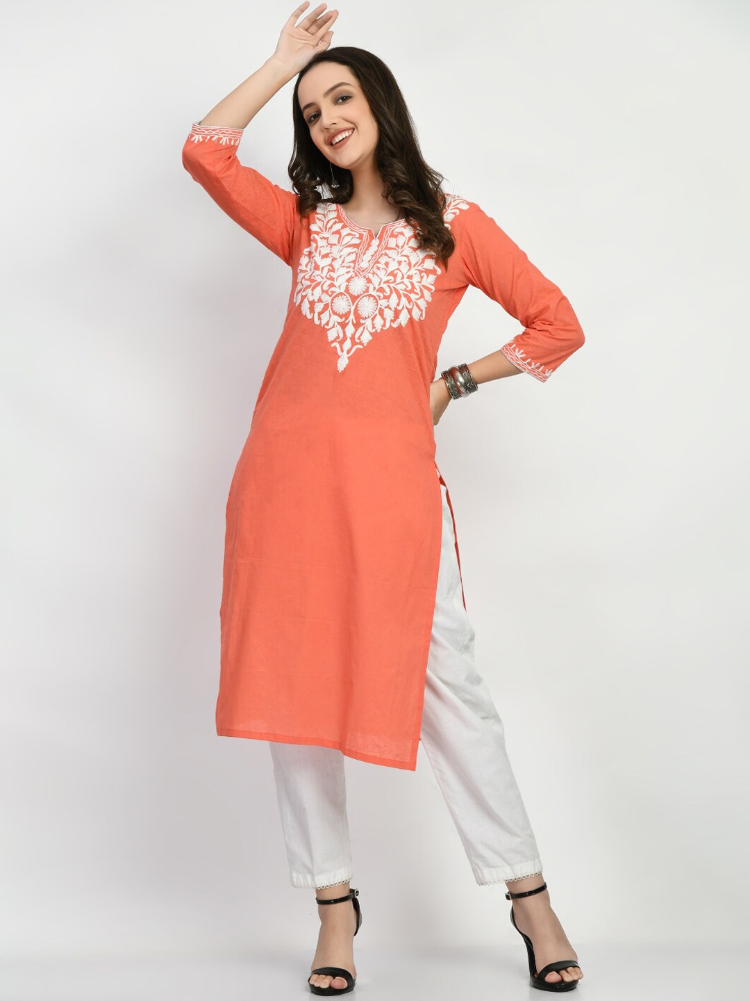 

Akshatani Floral Embroidered Round Neck Straight Thread Work Cotton Kurta, Peach