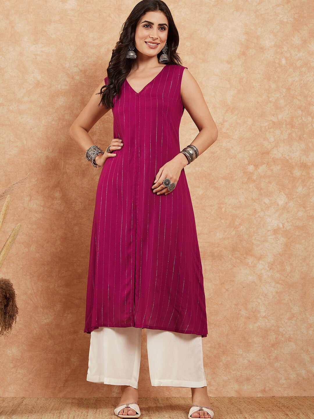 

InWeave Striped Regular Kurta with Palazzos, Magenta