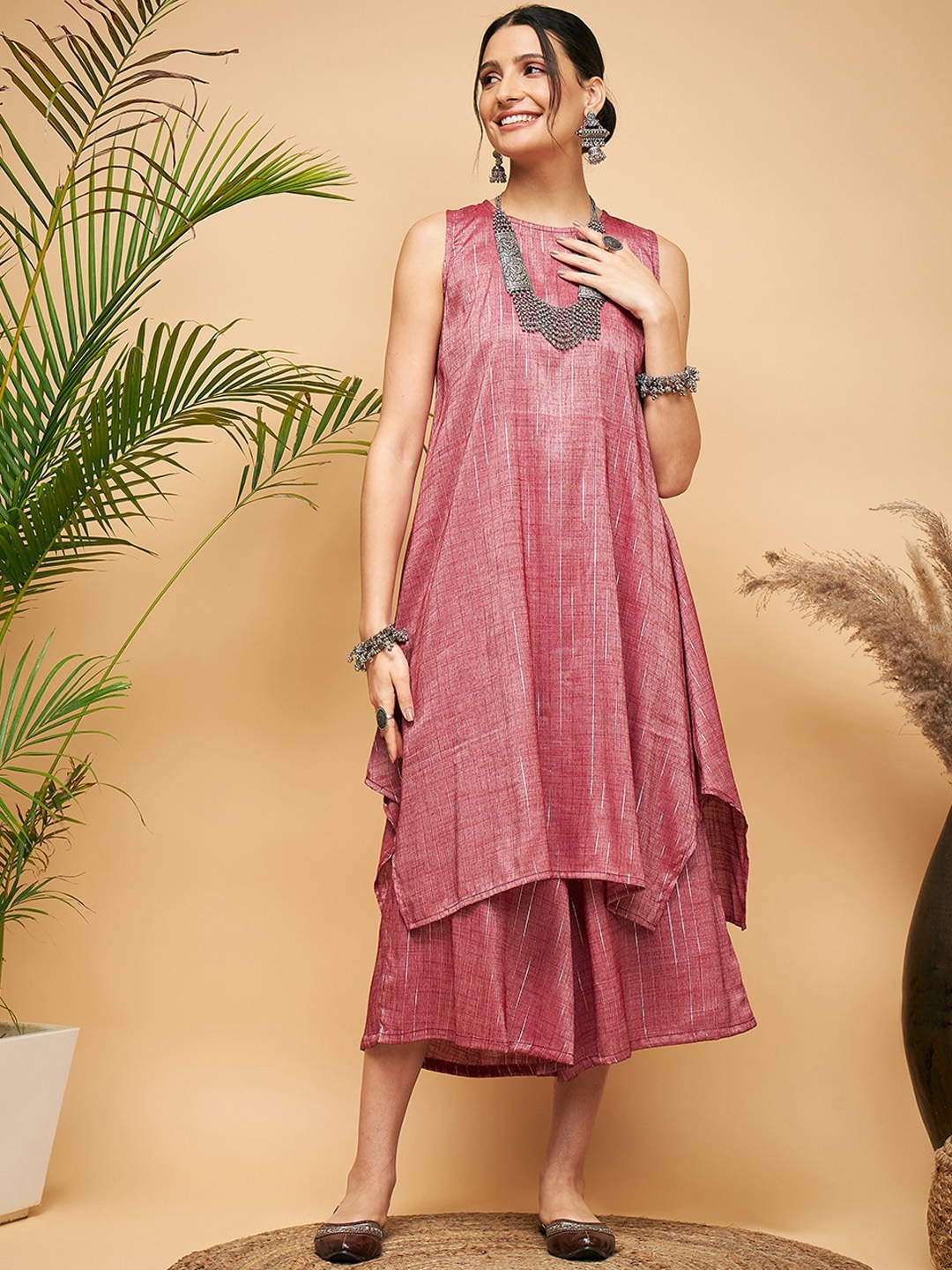 

InWeave Striped Sleeveless A-line Asymmetric Kurta, Purple